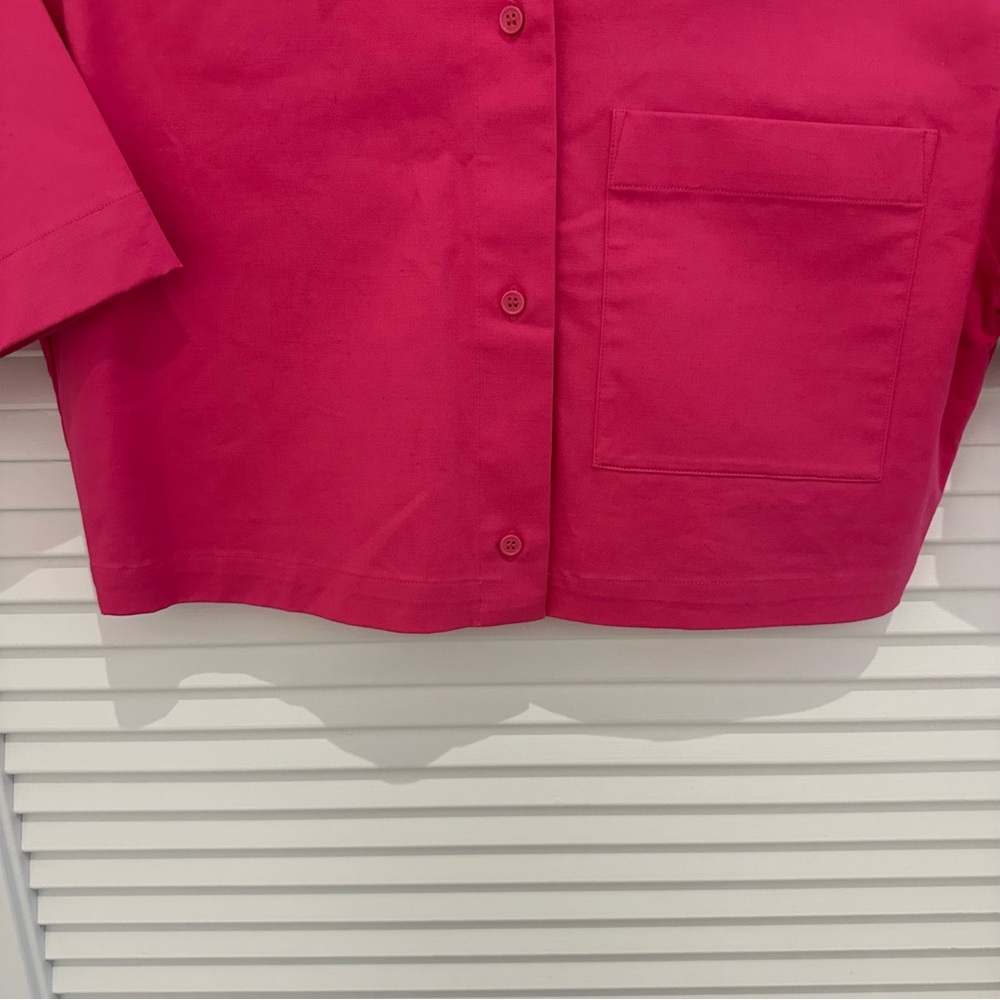 DKNY Cropped Short Sleeve Linen-Blend Button Down Shirt - Picture 3 of 8